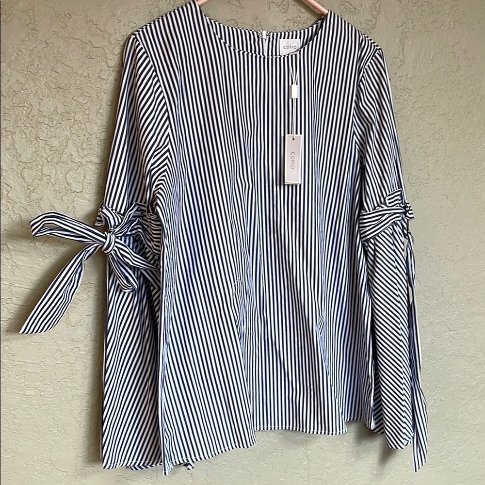 Cupio Blue and White Tie Front Blouse with Cuffed Sleeves